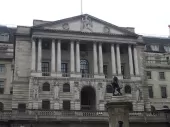 بانک مرکزی انگلستان نرخ بهره خود را مطابق انتظار ۰.۵٪ افزایش داد و آن را به ۴٪ رساند...